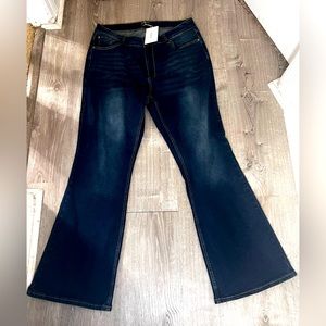 Bloomchic Jeans